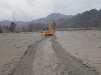 Gunung Semeru Naik ke Level 3 Siaga, Efek dari Gempa Jember?