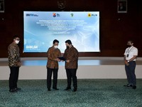 Heboh Erick Copot Dirut PLN, Begini Cerita Lengkapnya