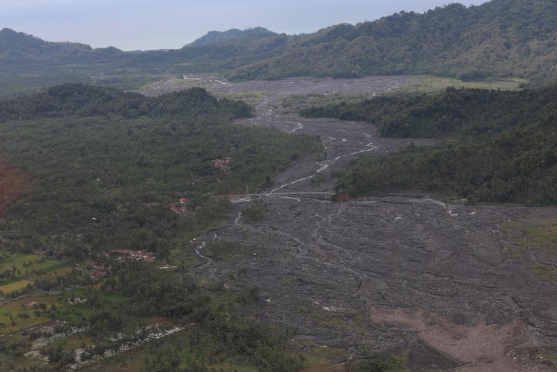 Erupsi Gunung Semeru (BNPB)