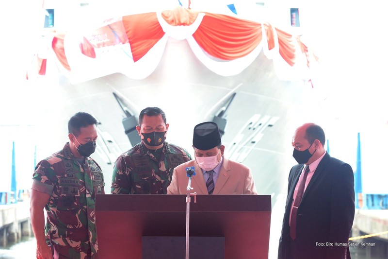 Kapal Cepat Rudal (KCR) 60 Meter di PT PAL, Surabaya (Dokumentasi Biro Humas Setjen Kemhan) Kapal Cepat Rudal (KCR) 60 Meter di PT PAL, Surabaya (Dokumentasi Biro Humas Setjen Kemhan)