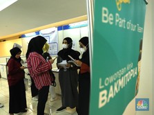 50 Perusahaan di DKI Buka Lowongan, Job Fair Diserbu Warga!