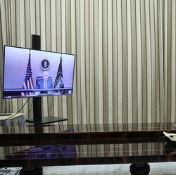 Intip Biden & Putin 'Empat Mata', Tegang Bahas Rusuh AS-Rusia