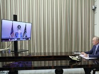 Intip Biden & Putin 'Empat Mata', Tegang Bahas Rusuh AS-Rusia