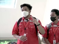 Jadi Teknisi IndiHome, Tretan & Dustin Edukasi Pelanggan