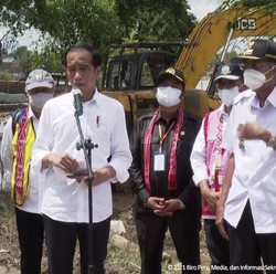 Jokowi Punya Solusi Jangka Pendek Atasi Banjir Sintang