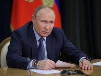 Putin Ngamuk, Rusia Ancam Tembak Rudal Nuklir ke Eropa