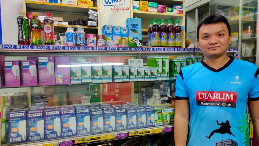 Digitalisasi Pertahankan Usaha Semi-Grosir 4 Generasi di Bandung