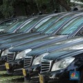 Mercedes Tarik 900 Ribu Mobil Keluaran Lama, Punyamu Aman?