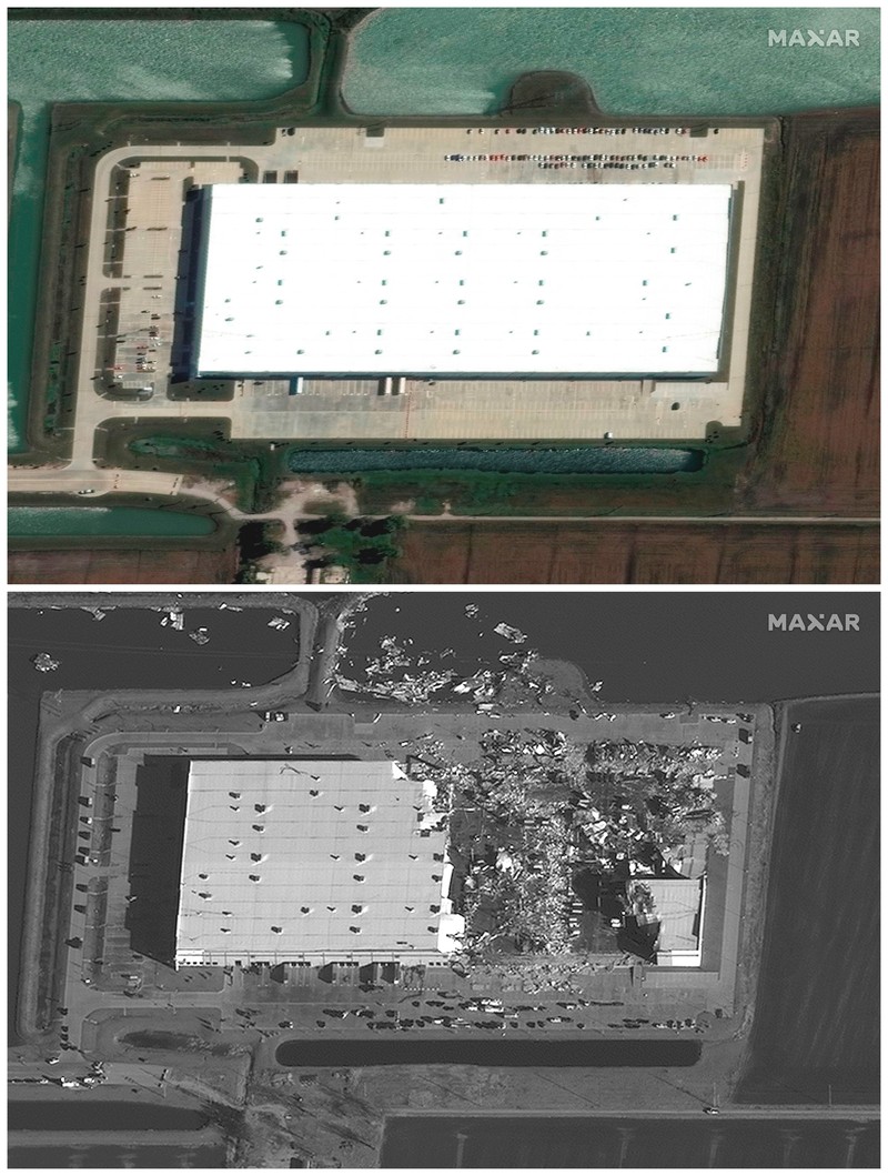 Gambar Satelit Badai Tornado yang menghantam gudang dan bangunan Amazon di Edwardsville, Illinois, AS Kombinasi citra satelit menunjukkan gudang dan bangunan Amazon di Edwardsville, Illinois, AS, sebelum dan sesudah terjangan tornado dahsyat yang melanda beberapa negara bagian AS, 24 September 2021 (atas) dan 11 Desember 2021. (Maxar Technologies/Handout via REUTERS)