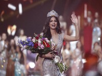 Potret Harnaaz Sandhu, Pemenang Miss Universe 2021 dari India