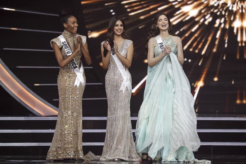 Miss Universe contestants compete during the Miss Universe pageant in the Red Sea resort of Eilat, Israel December 13, 2021. REUTERS/Ronen Zvulun