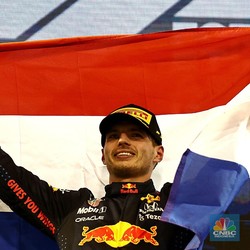 Momen-momen Max Verstappen Rebut Gelar Juara Dunia F1 2021