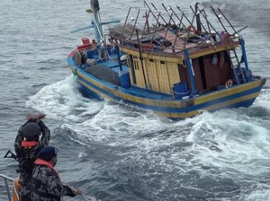 KKP Ungkap Asal Kapal Paling Sering Maling Ikan di RI: Malaysia-Filipina