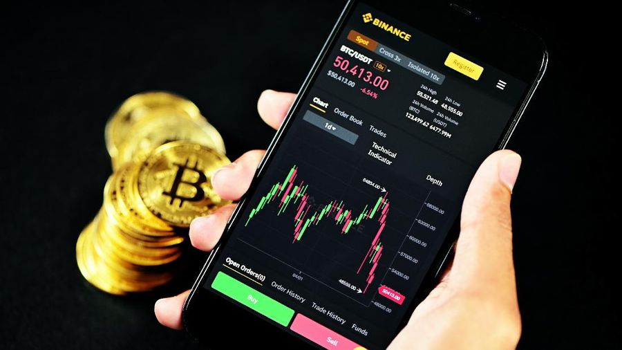 Binance (Photo by Executium on Unsplash)