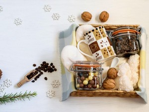 10 Bakery di Jogja untuk Pesan Hampers Natal: Lokasi, Paket, dan Harganya