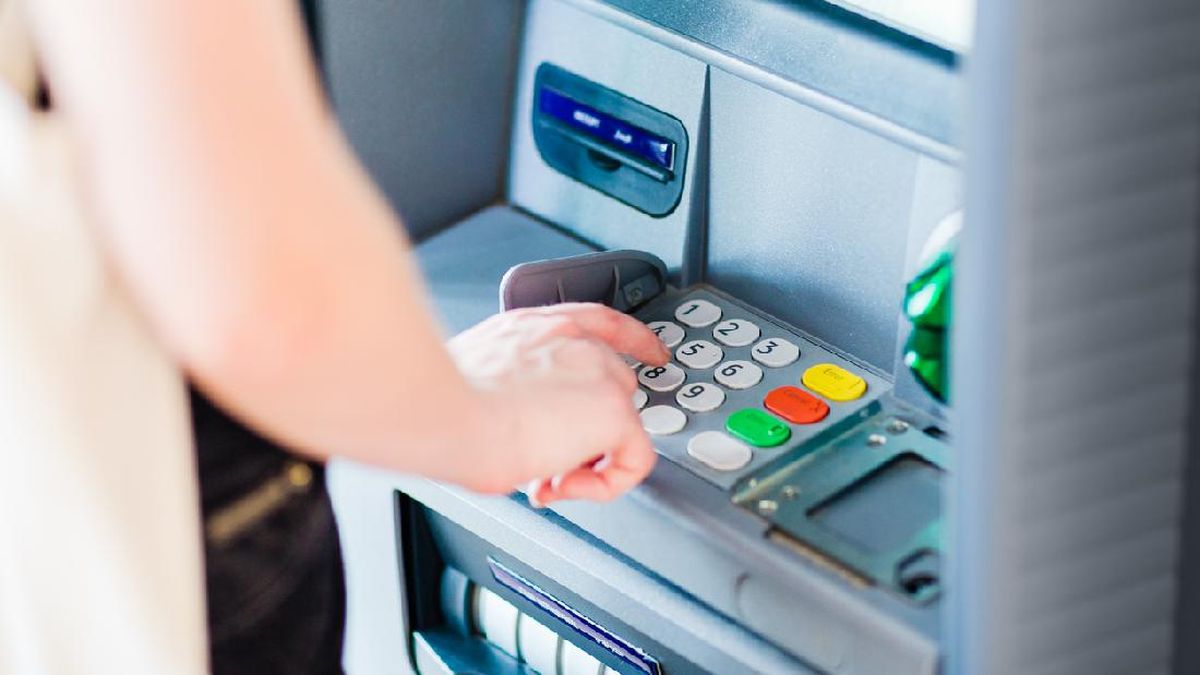 Nasabah Bank dan Fintech Bisa Tarik Tunai di ATM Link Tanpa Kartu — NadiKabar.com