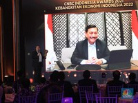 Luhut Dinobatkan Jadi Menteri Terbaik Tahun Ini