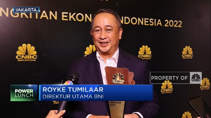 Dirut BNI Raih Lifetime Achievement Award in Banking Industry Dirut BNI Raih Lifetime Achievement Award in Banking Industry