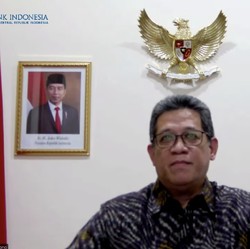 Ngeri! Muncul Fenomena Warga RI Terpaksa Kerja dengan Upah Kecil