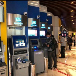 Layanan Sempat Error, Ini Penjelasan Bank BCA
