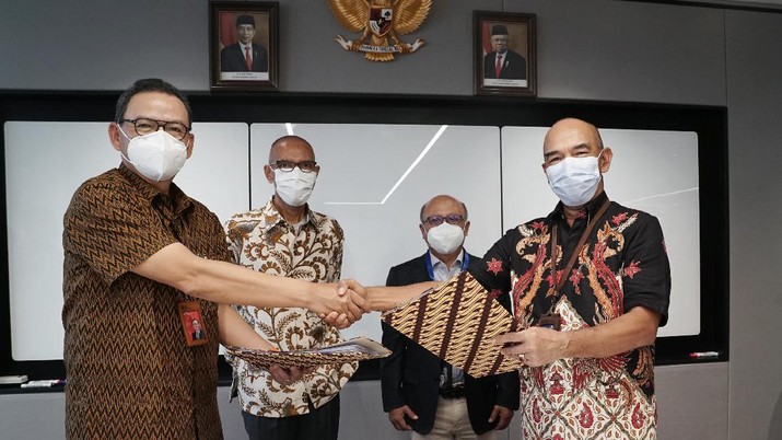 Penandatanganan akta pengalihan polis Jiwasraya ke IFG Life Penandatanganan akta pengalihan polis Jiwasraya ke IFG Life (Dokumentasi IFG)