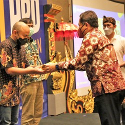 Anak Usaha BUMI Diganjar Anugerah Darma Abiwara
