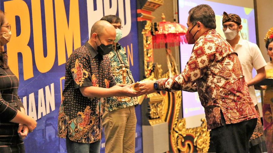 Anak Usaha BUMI Diganjar Anugerah Darma Abiwara