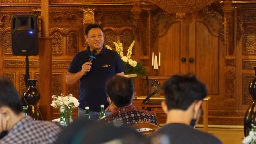 Rudi As Atturidha menyampaikan, perusahaan terus mendorong transaksi perbankan Mandiri dilakukan melalui ke layanan digital.