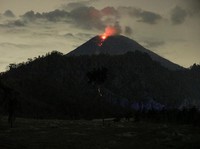 Potret Terkini Gunung Semeru Siaga 3