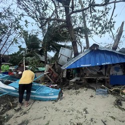 Filipina Diterjang Badai Topan Besar, 75 Orang Meninggal