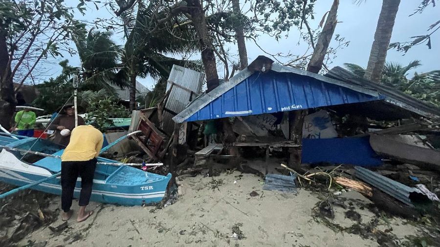 Filipina diterjang badai Topan Rai. (Marco J. Dagasuhan via REUTERS/MARCO J. DAGASUHAN)