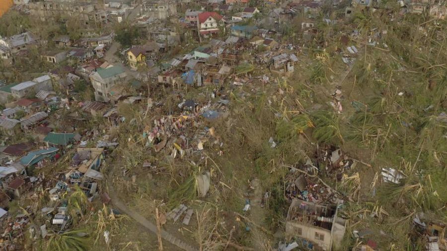 Foto udara menunjukkan, Filipina diterjang badai Topan Rai. AP/