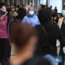 Luhut Batalkan PPKM Level 3, Warga Mulai 'Kabur' dari Jakarta