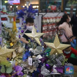 Natal Bawa Berkah Buat Mal, Harap Cemas Jelang Tahun Baru