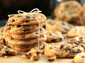 Dari Kesalahan Jadi Populer, 10 Makanan Ini Lahir Tanpa Direncanakan