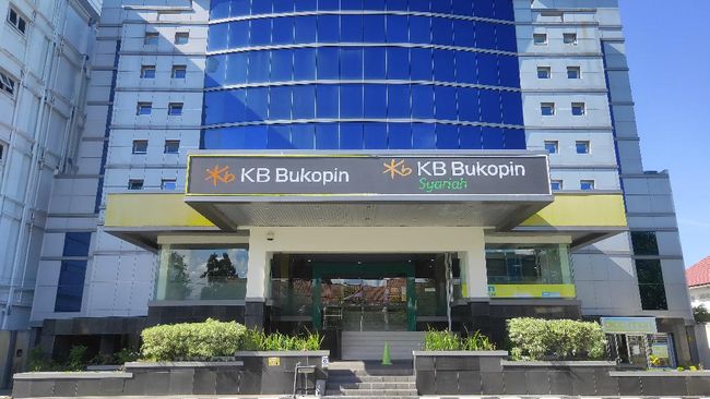 Fakta di Balik Mundurnya 1.400 Karyawan Bank KB Bukopin - CNBC Indonesia
