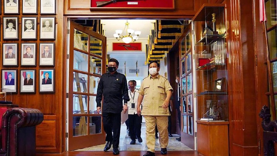 Menteri Pertahanan Prabowo Subianto menerima kunjungan Menteri Pendayagunaan Aparatur Negara dan Reformasi Birokrasi (PANRB) RI Tjahjo Kumolo. (Dok: Kemhan)