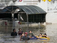 Update Terkini Banjir Malaysia: 8 Tewas, 41 Ribu Dievakuasi