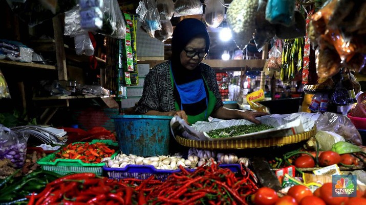 Suasana pasar jelang nataru (CNBC Indonesia/Muhammad sabki)