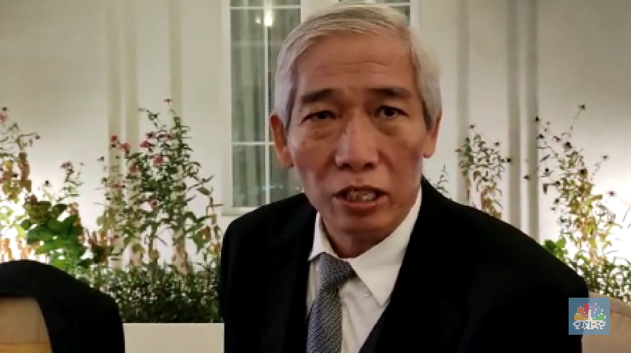 Lo Kheng Hong (վ/Houtmand P. Saragih)