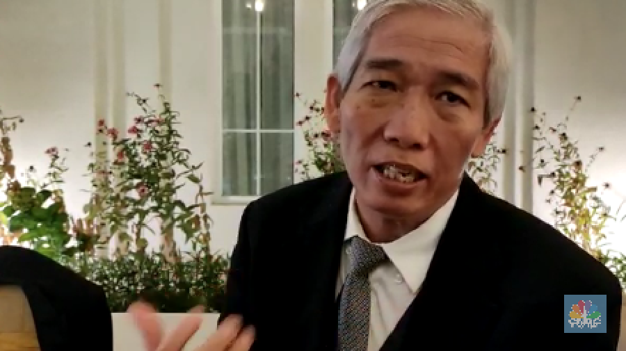 Lo Kheng Hong (վ/Houtmand P. Saragih)