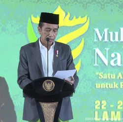 Kenang Jokowi & Bos FB Main Pingpong Sambil Obrolin Metaverse