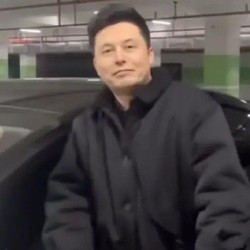 Heboh 'Saudara Kembar' Elon Musk Ditemukan di China