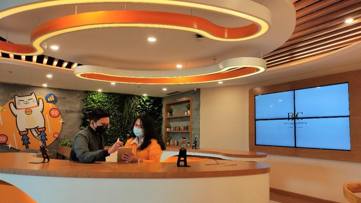 PT Bank Neo Commerce Tbk (BBYB). Emiten bank digital, PT Bank Neo Commerce Tbk (BBYB) meraih dana Rp 2,5 triliun melalui penambahan modal dengan skema hak memesan efek terlebih dahulu (HMTED) atau rights issue.