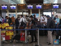 Banjir Penumpang Mulai Padati Bandara Soekarno-Hatta