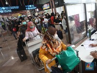 Fakta Penumpang Pesawat Hingga KA Turun Saat Libur Natal