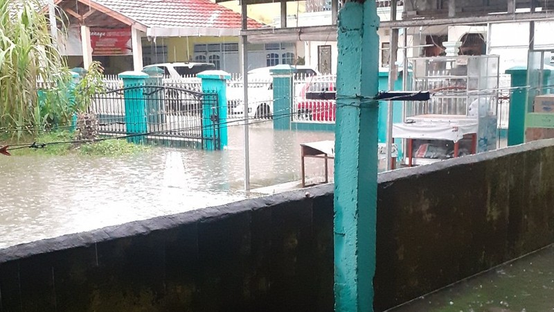 Banjir Palembang (Tangkapan Layar Twitter @drppriono1) Banjir Palembang (Tangkapan Layar Twitter @drppriono1)
