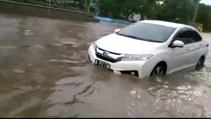 Banjir Palembang (Tangkapan Layar Twitter @drppriono1)
