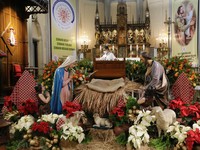 Intip Khidmatnya Ibadah Misa Natal di Gereja Katedral Jakarta