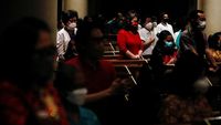 Intip Khidmatnya Ibadah Misa Natal Di Gereja Katedral Jakarta